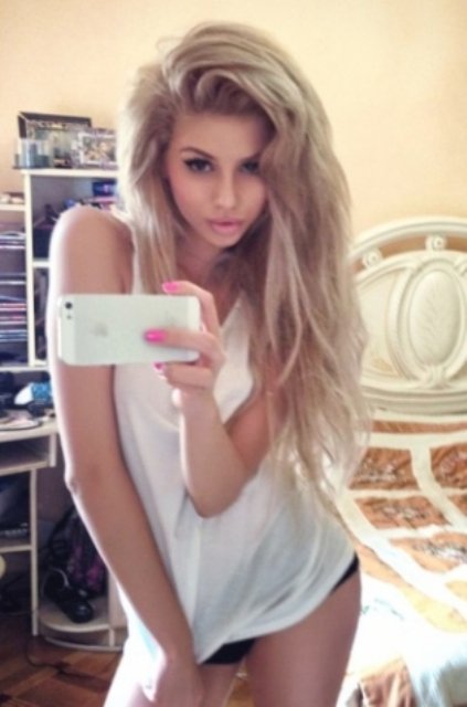 Suthada, 21, Cracow - Poland, Incall escort