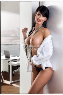 Jenifa, 27, Breda - Netherlands, Elite escort