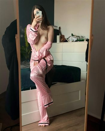 Blazena, 18, Limoges - France, Elite escort